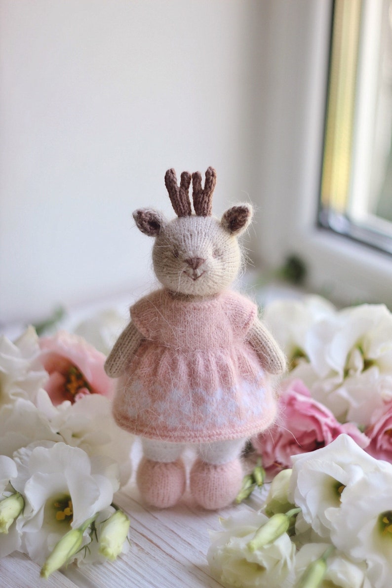Deer Couple Knitting Pattern