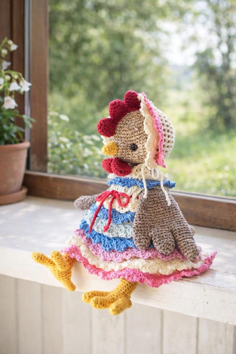 Charming Hen Crochet Pattern