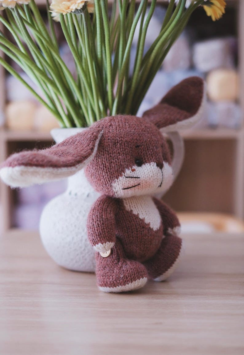 Honeybun Bunny Knitting Pattern