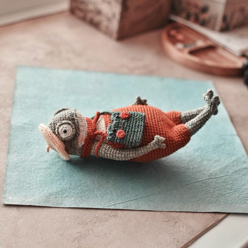 Gentel Frog Crochet Pattern