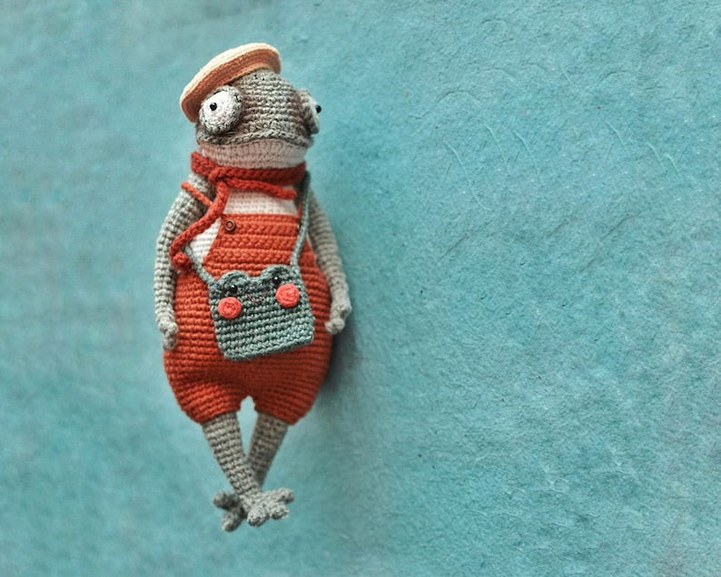 Gentel Frog Crochet Pattern