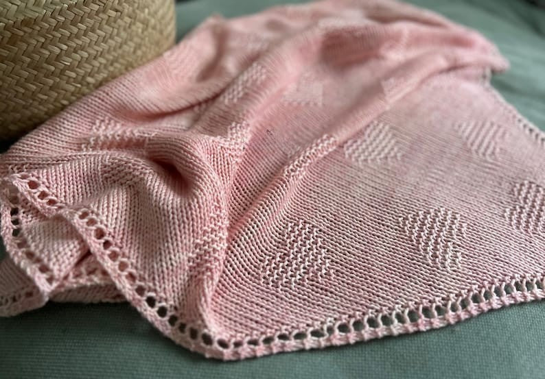 PinkAura Blanket Knitting Pattern