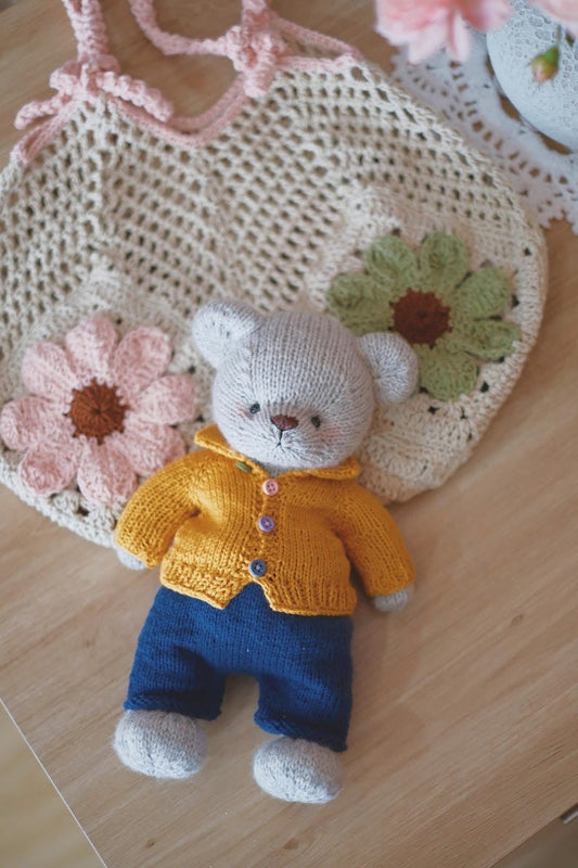 Dreamy Bear Knitting Pattern
