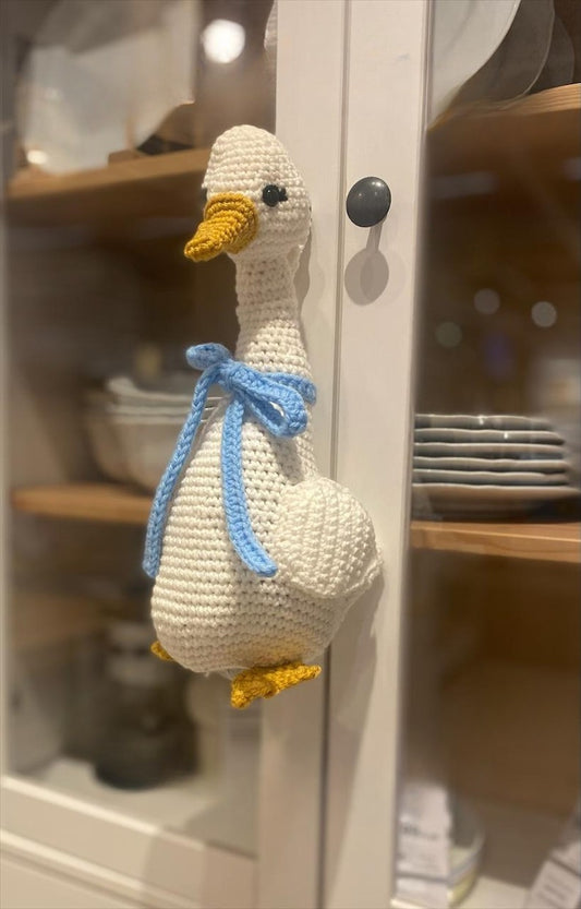 Pantry Goose Crochet Pattern