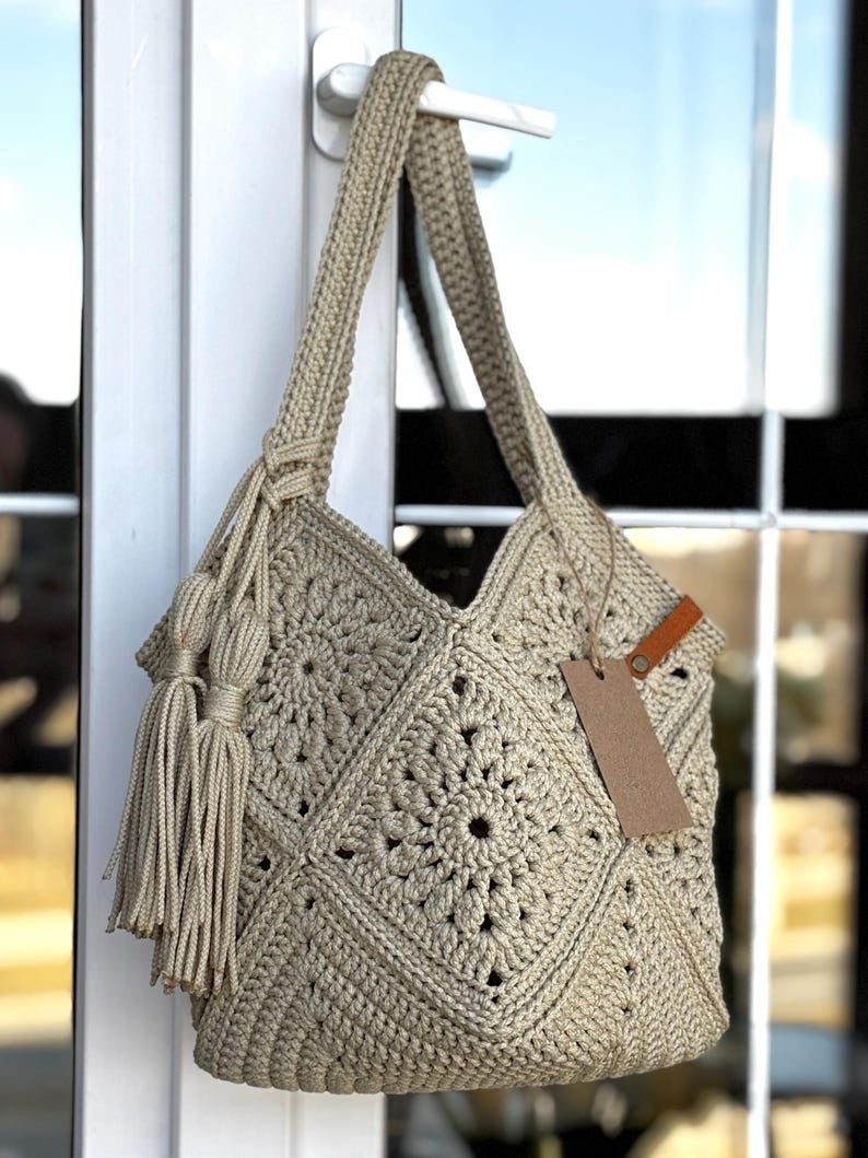 Tassel Tote Crochet Pattern