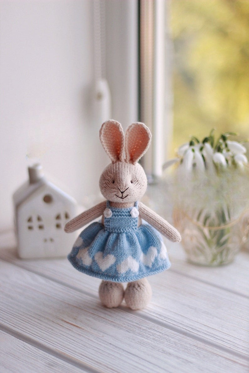 Blossom Bunny Knitting Pattern