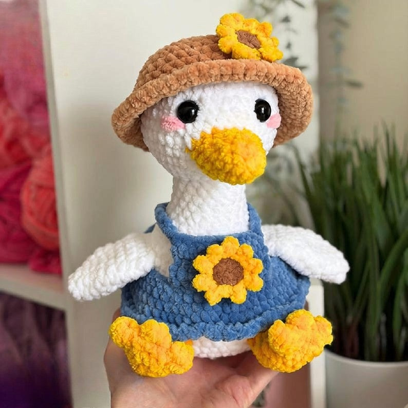Dress-Up Goose Crochet Pattern