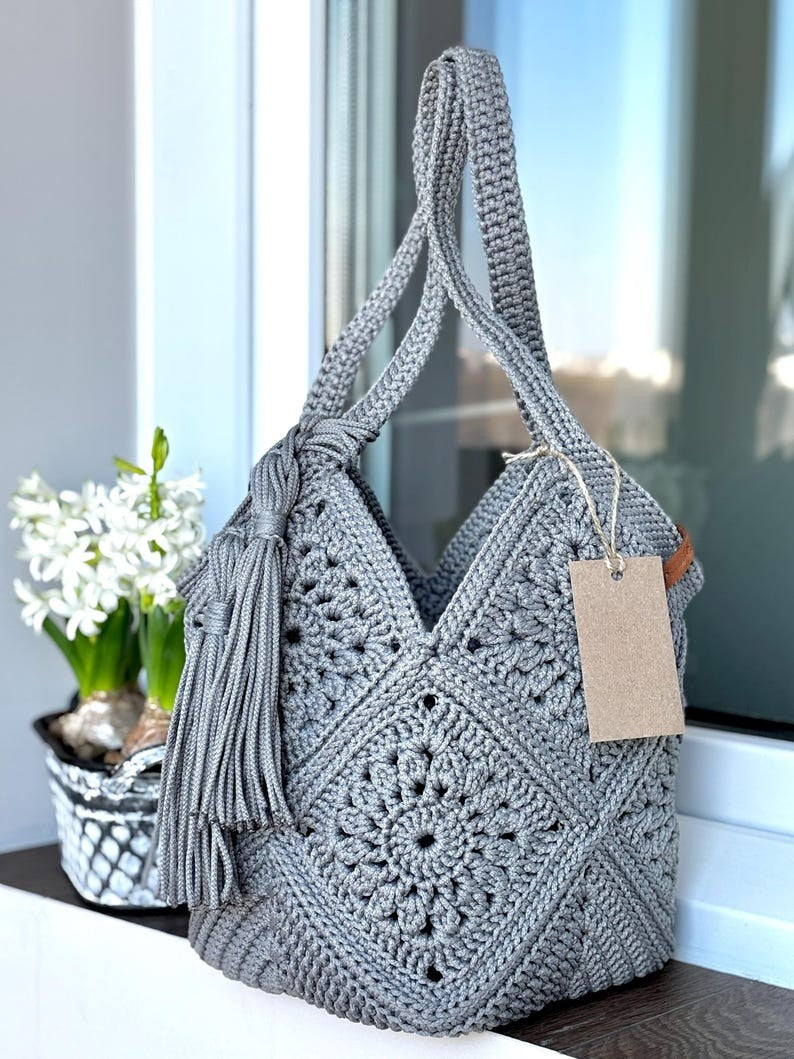 Tassel Tote Crochet Pattern