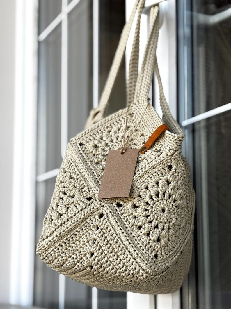 Tassel Tote Crochet Pattern
