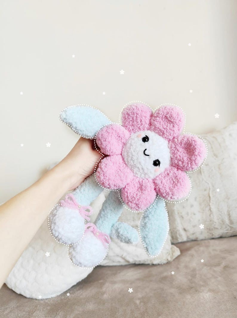 Happy Petals Crochet Pattern
