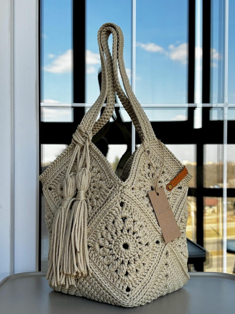 Tassel Tote Crochet Pattern
