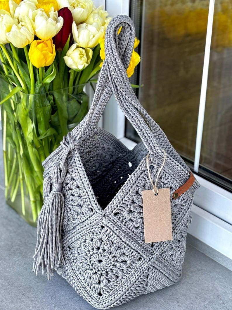 Tassel Tote Crochet Pattern