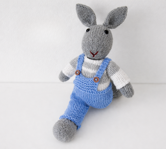 Raisin Bunny Knitting Pattern