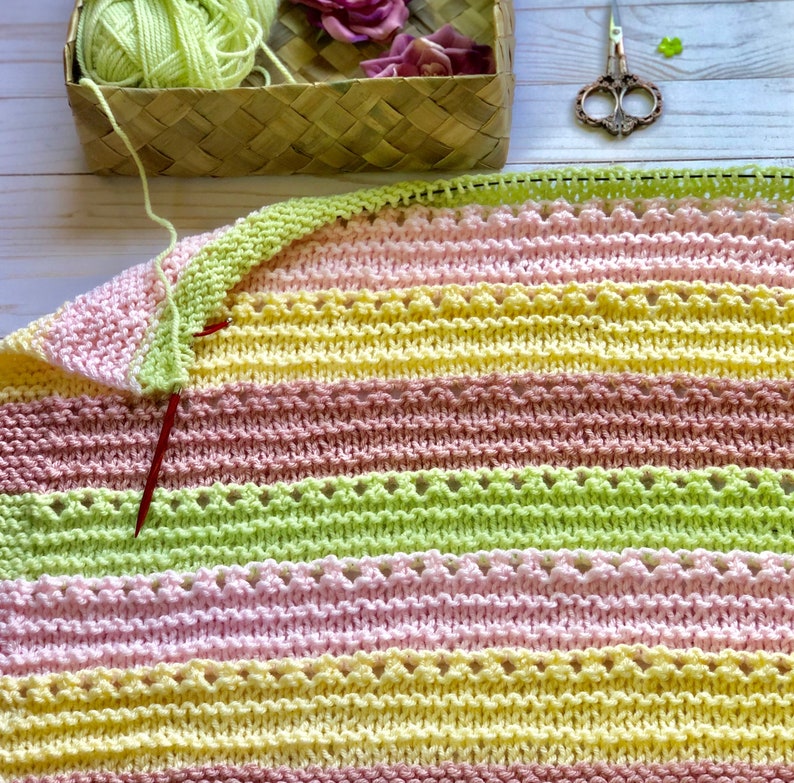 Modern Nest Blanket Knitting Pattern