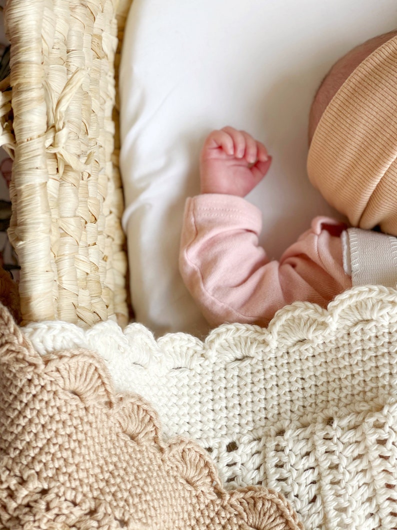 Vanilla Bloom Blanket Crochet Pattern