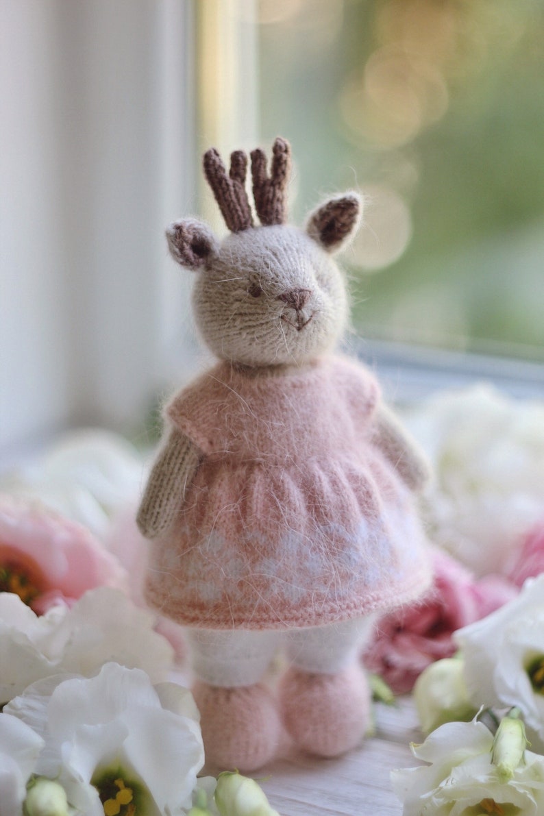 Deer Couple Knitting Pattern