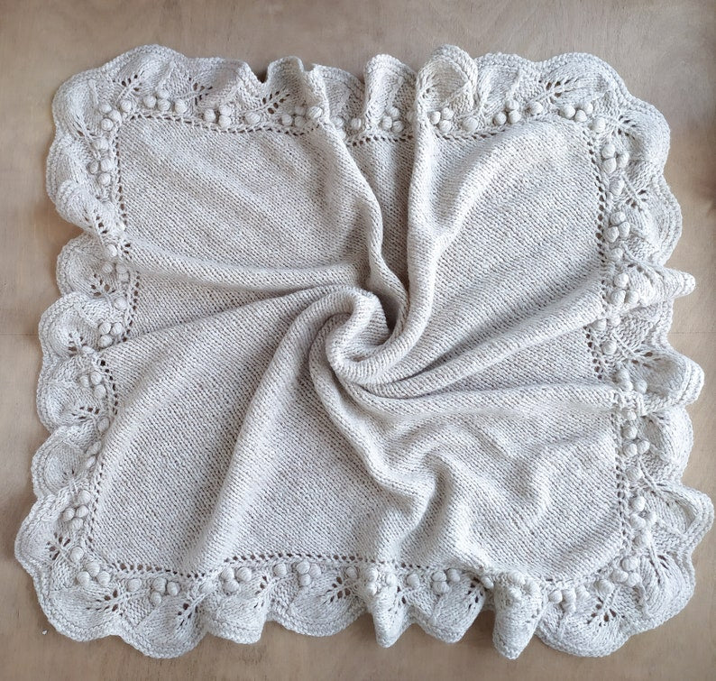 Petal Edge Blanket Knitting Pattern