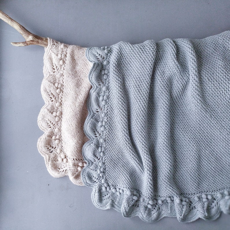 Petal Edge Blanket Knitting Pattern