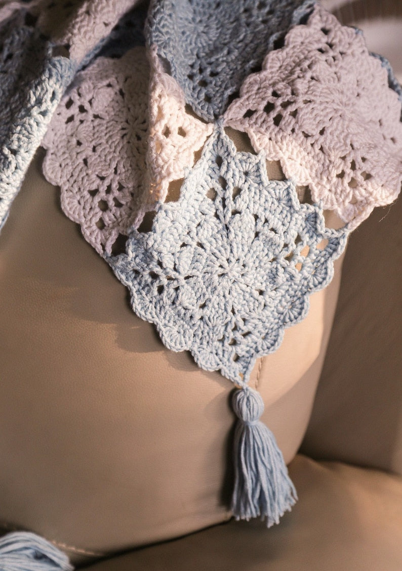 Snowflower Blanket Crochet Pattern