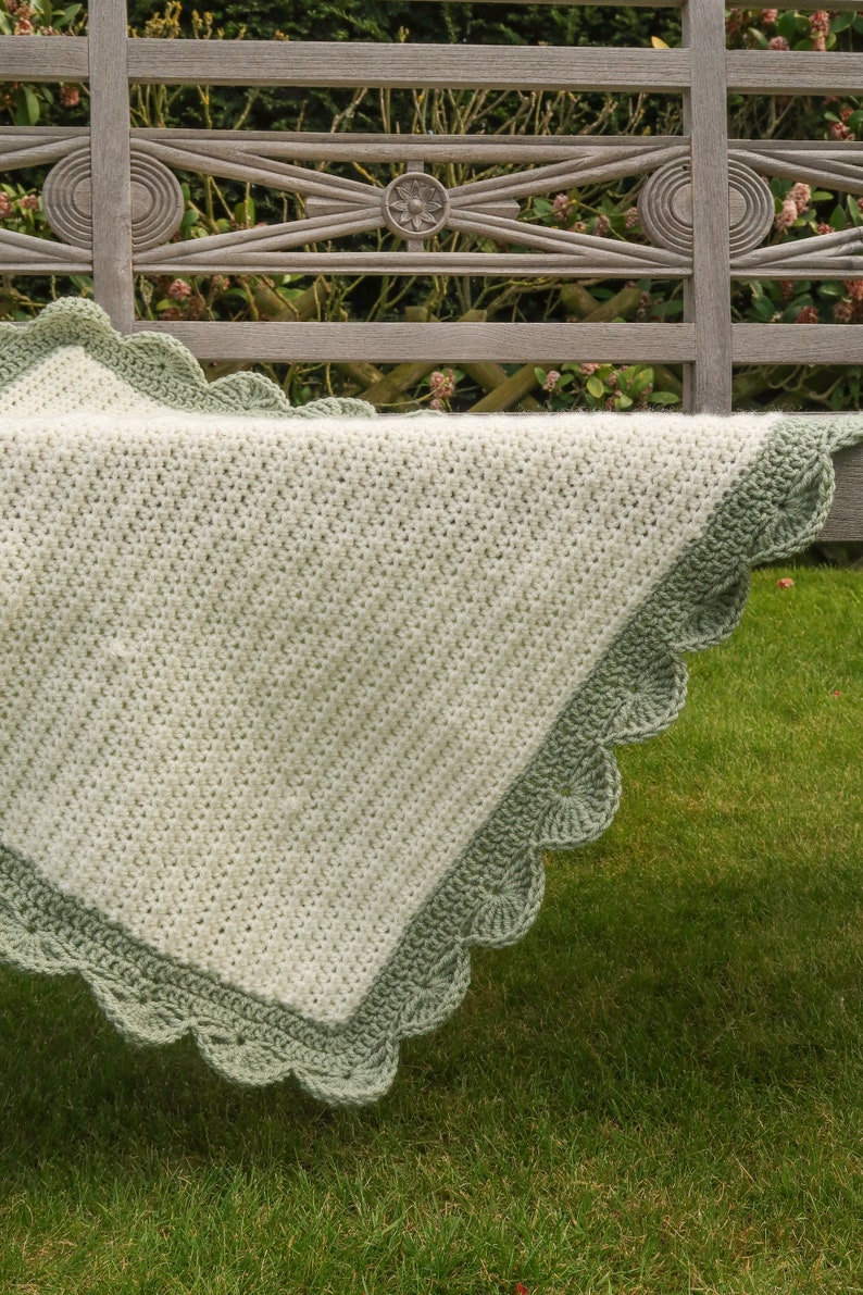 Scallop Blanket Crochet Pattern