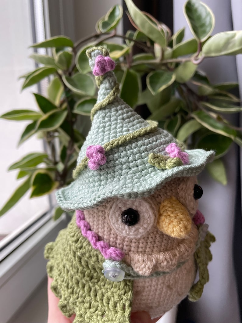 Thistle Owl Crochet Pattern