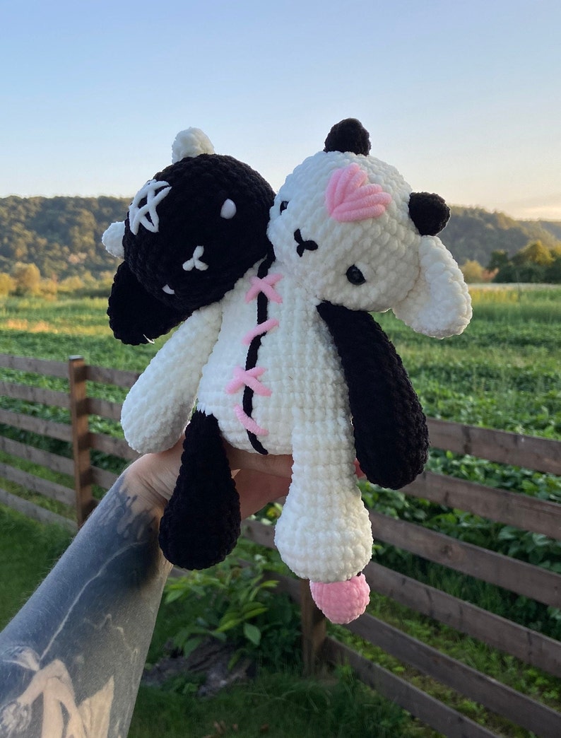 Shadow Twin Crochet Pattern