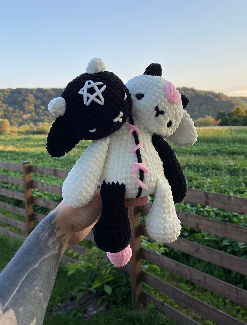 Shadow Twin Crochet Pattern