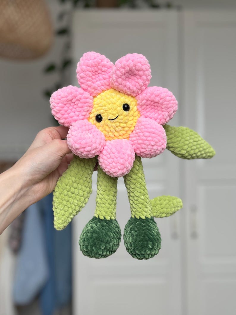 Happy Petals Crochet Pattern