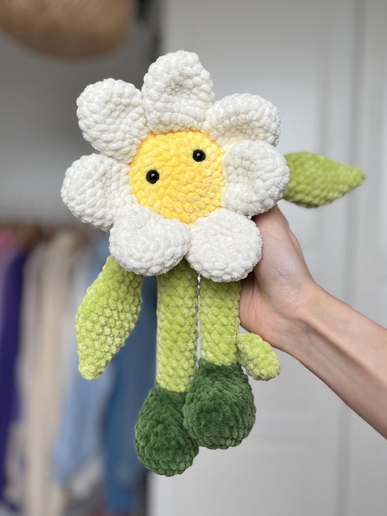 Happy Petals Crochet Pattern