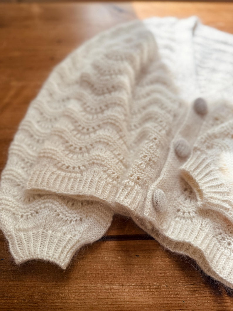 Pearlwave Cardigan Knitting Pattern