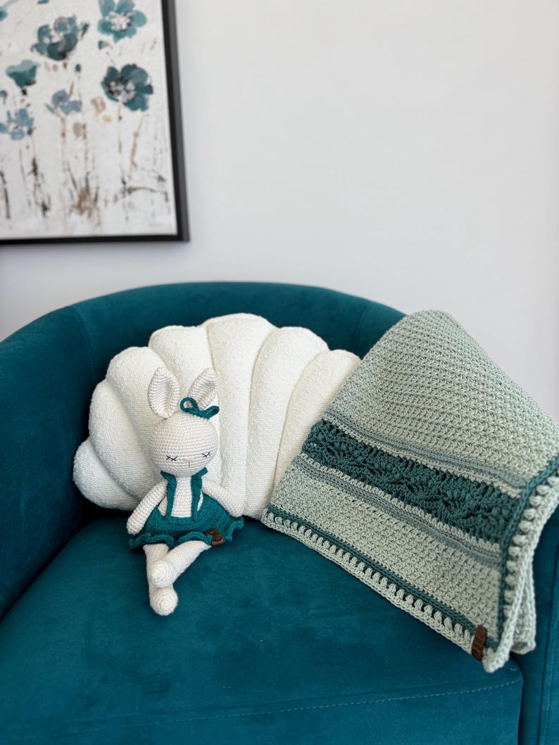 Rosabelle Blanket Crochet Pattern