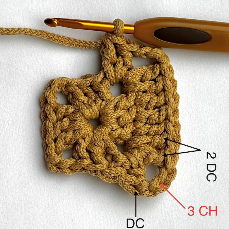 Tassel Tote Crochet Pattern