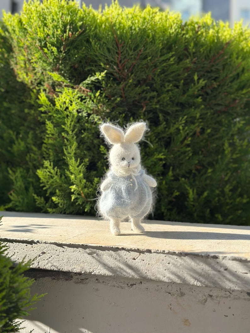 Willow Bunny Knitting Pattern