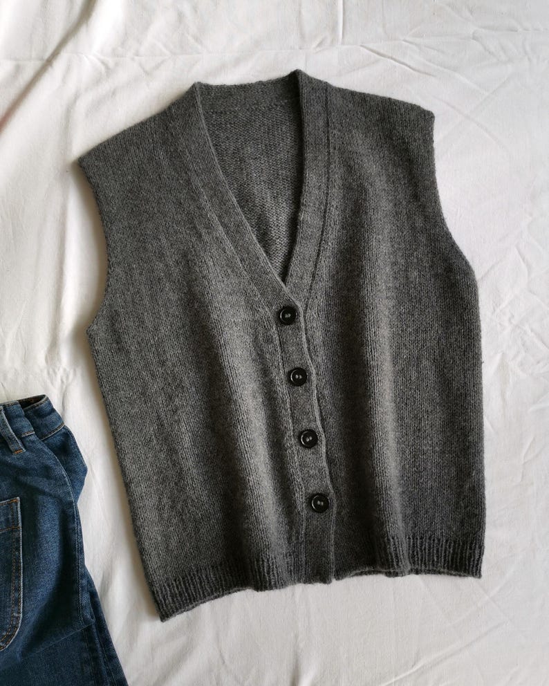 Stoneleaf Vest Knitting Pattern