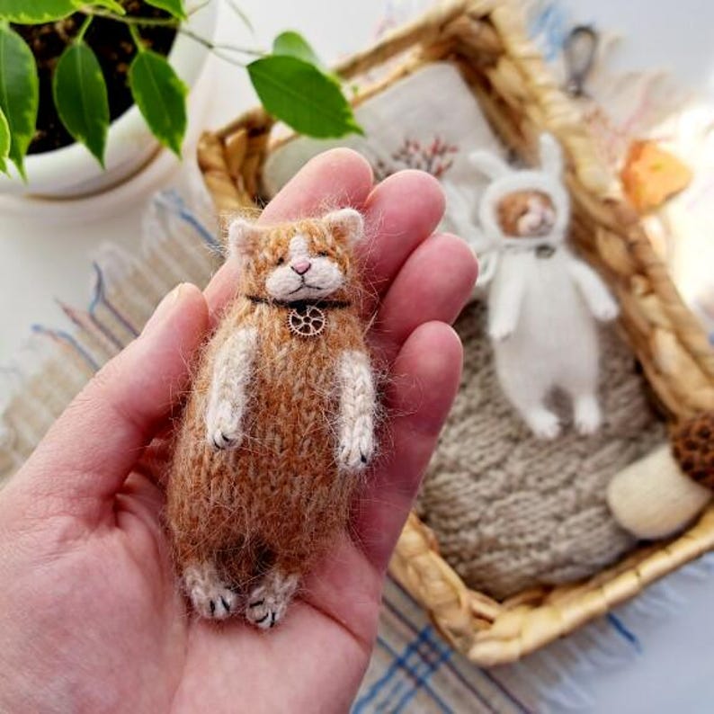 Fluffy Kitten Knitting Pattern