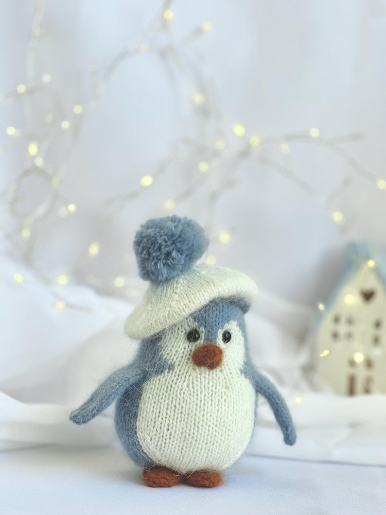 Frosty Penguin Knitting Pattern
